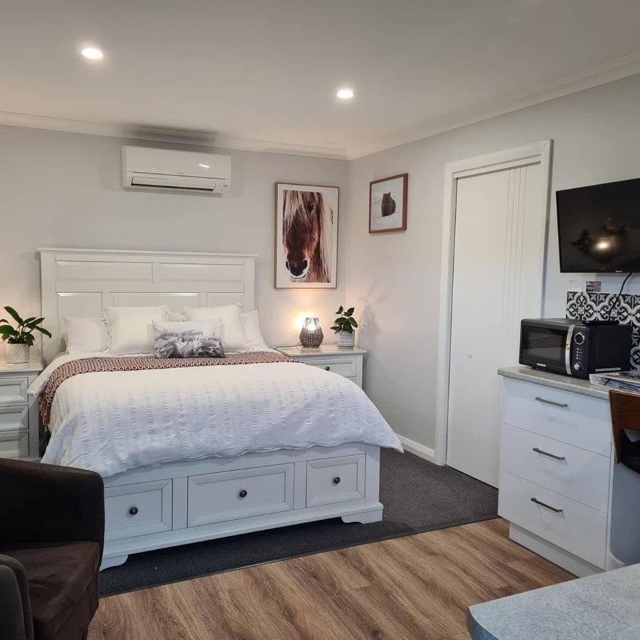 Апартаменты Kadi House - Unit 2 Винярд Экстерьер фото